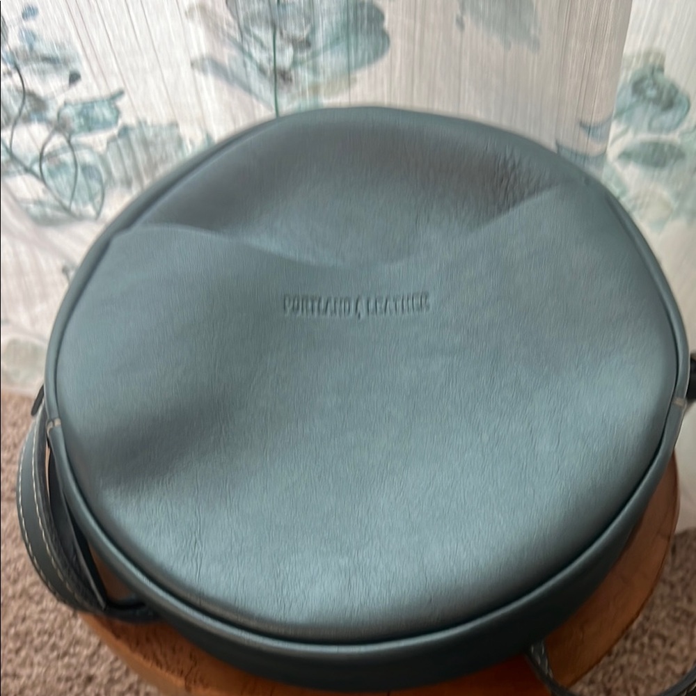 Portland Leather Green Crossbody Bag with Circular Design